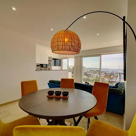 Апартаменты 3 Pieces Emplacement Et Vue Mer Exceptionnels ! A2B227