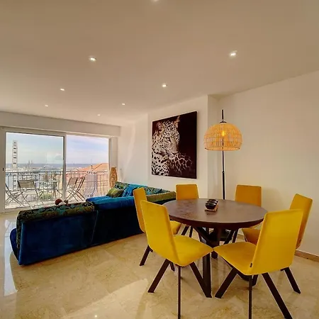 Апартаменты 3 Pieces Emplacement Et Vue Mer Exceptionnels ! A2B227 Канны
