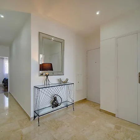 3 Pieces Emplacement Et Vue Mer Exceptionnels ! A2B227 Апартаменты *