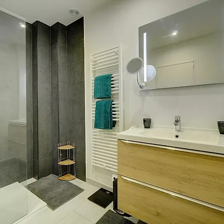 Апартаменты 3 Pieces Emplacement Et Vue Mer Exceptionnels ! A2B227