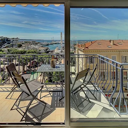 3 Pieces Emplacement Et Vue Mer Exceptionnels ! A2B227